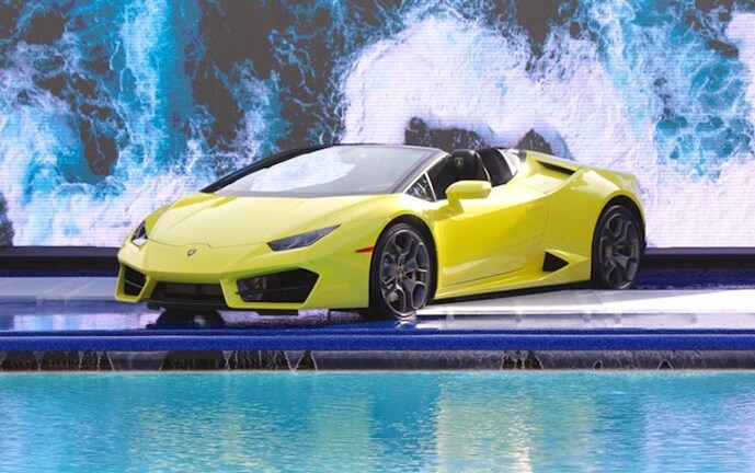 Siêu xe Lamborghini Huracan LP580-2 Spyder chốt giá 26 tỷ đồng