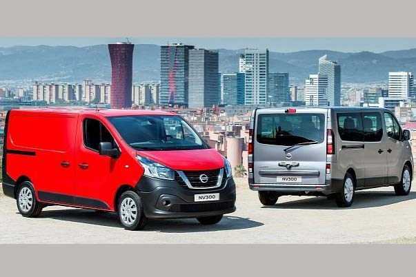 'Soi' Nissan NV300 thế hệ mới giá bán 604 triệu đồng