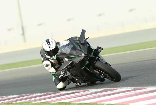 Điểm danh 10 siêu môtô mạnh nhất thế giới