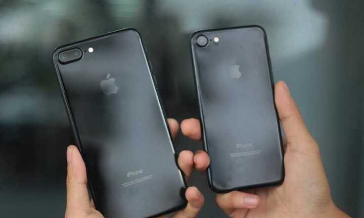 Giảm giá sâu, iPhone 7 xách tay vẫn ế ẩm