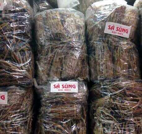 'Siêu' mỳ chính sá sùng 5 triệu đồng/kg chất đống đầy chợ Đồng Xuân