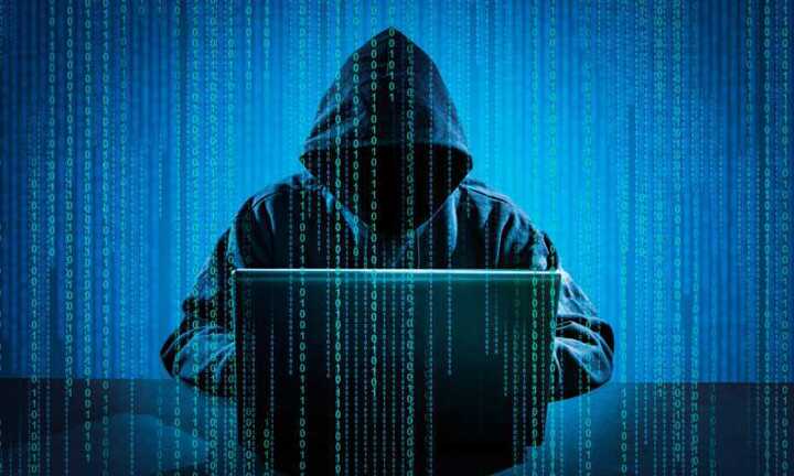 Hacker không dùng phần mềm gián điệp tấn công website sân bay Việt Nam