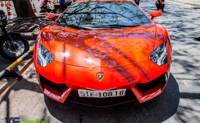 Ngắm siêu bò Aventador LP700-4 của đại gia ngành Y