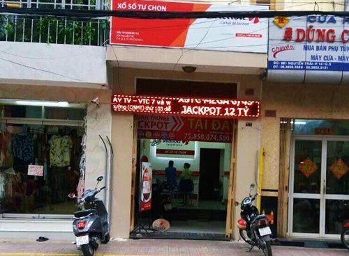 Bất ngờ cửa hàng Vietlott 2 lần bán vé trúng độc đắc
