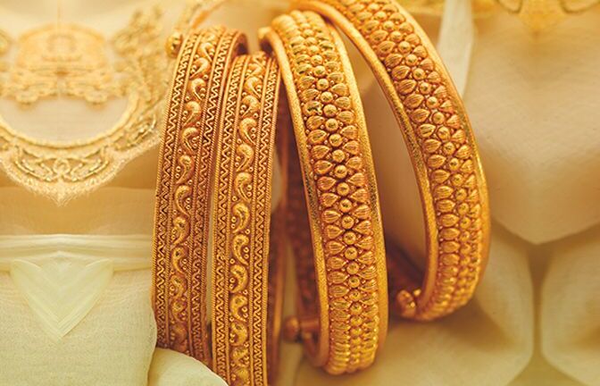 Giá vàng hôm nay 3/4 đột ngột quay đầu, nhà đầu tư choáng váng