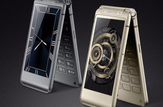 Ngỡ ngàng những điện thoại 2 màn hình độc đáo hot nhất hiện nay