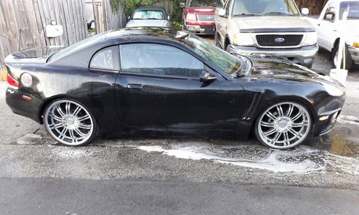 Đến lượt 'siêu xe' Aston Martin giá chỉ 79 triệu đồng