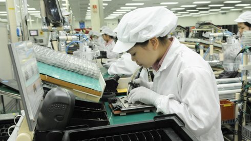 Công nhân đi vệ sinh phải có... thẻ