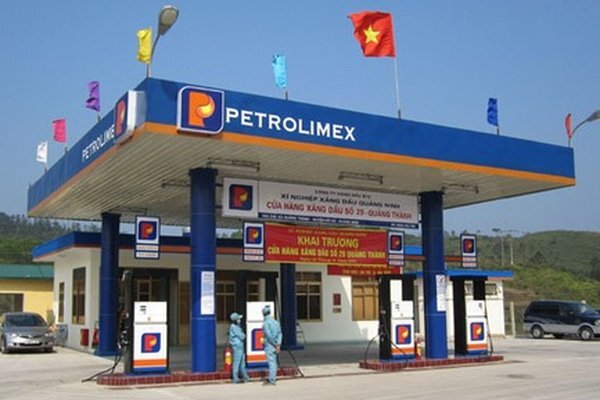 'Hụt hơi' sau khi lên đỉnh, Petrolimex cứu thanh khoản