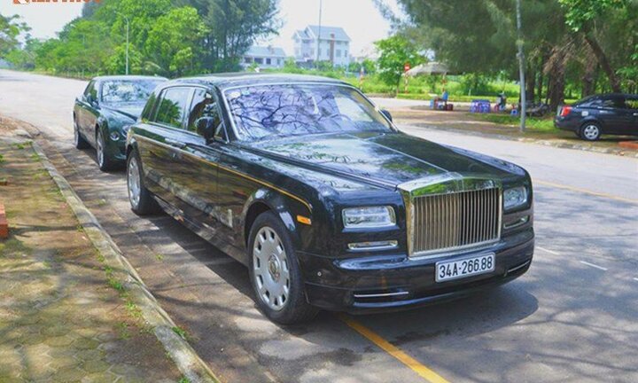 Rolls-Royce và Bentley giá 53 tỷ đồng của đại gia Hải Dương