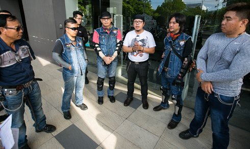 Nguyên tắc vàng để chạy môtô an toàn theo đoàn