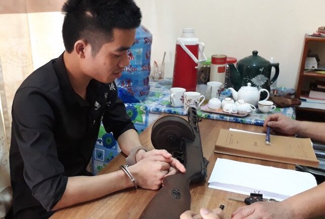 Khởi tố kẻ nổ súng gây náo loạn bệnh viện ở Nghệ An