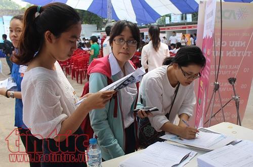 4 nhóm ngành lương cao hút nhân lực trong tháng 5