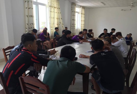 Bắt hàng chục 'quái xế' đua xe gây náo loạn quốc lộ 1A