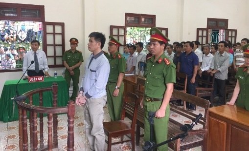 Nguyên Trưởng Công an xã siết cổ nhân tình quăng xác vào bãi rác