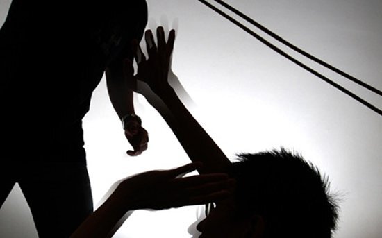 Học viên cai nghiện ở Quảng Ninh bị bạn dùng bóng đèn đâm chết