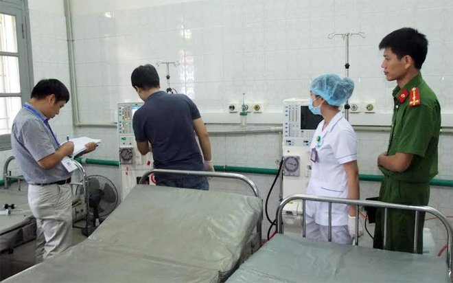 Tai biến khi chạy thận làm 8 người chết: Triệu tập Giám đốc công ty sửa máy lọc nước