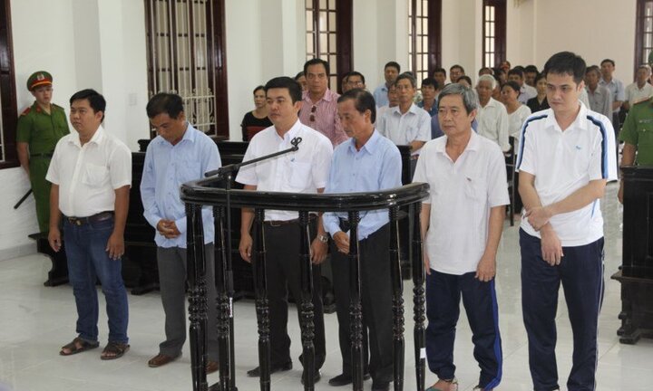 Lập hồ sơ khống rút tiền ngân sách, nguyên trưởng phòng Công Thương lĩnh 15 năm tù