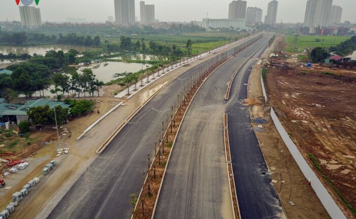 Cận cảnh tuyến đường nghìn tỷ đang gấp rút hoàn thành tại Hà Nội