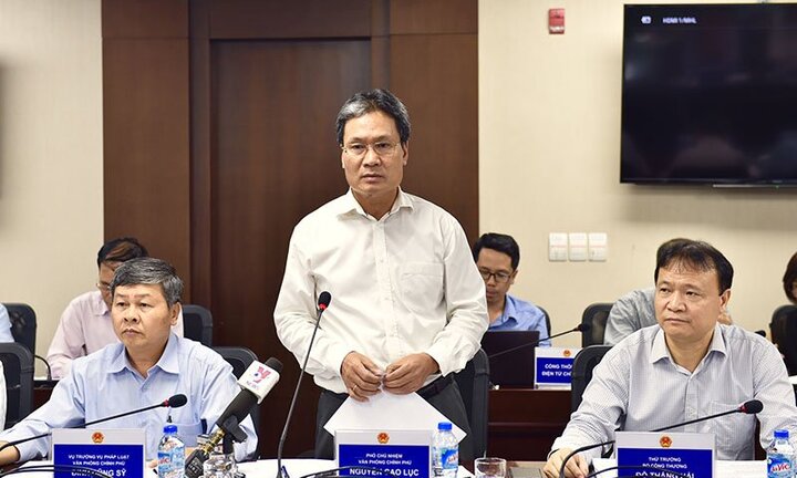 Thủ tướng nhắc EVN về khoản vay 9,7 tỷ USD Chính phủ bảo lãnh