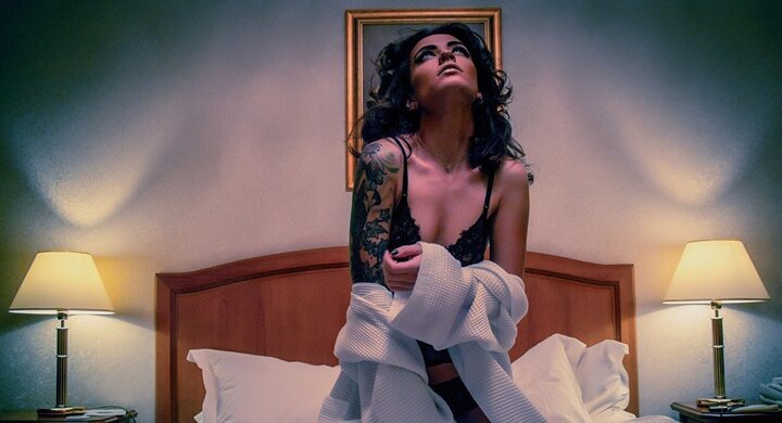 Mẹo đơn giản để thuyết phục bạn gái lên giường