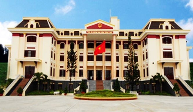 Phó chánh văn phòng Tòa án tỉnh Vĩnh Long bị bắt