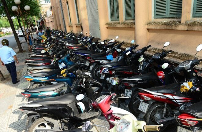 Ông Đoàn Ngọc Hải quyết định dẹp bãi xe cạnh UBND quận 1