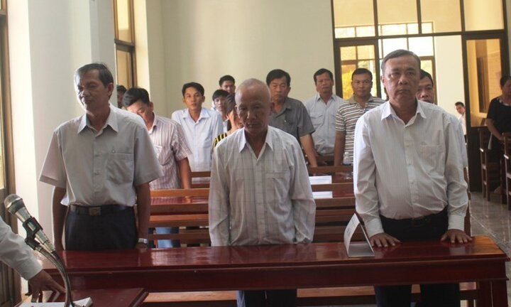 Khai thác rừng đặc dụng trái phép, nguyên PGĐ Sở Nông nghiệp Bến Tre lĩnh 3 năm tù