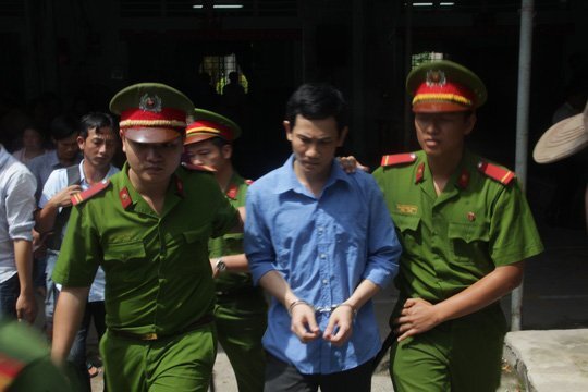 Níu kéo tình cảm bất thành, ra tay giết người tình rồi tự sát