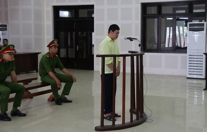 Tử hình gã em rể tàn độc đâm chết chị vợ rồi giở trò đồi bại