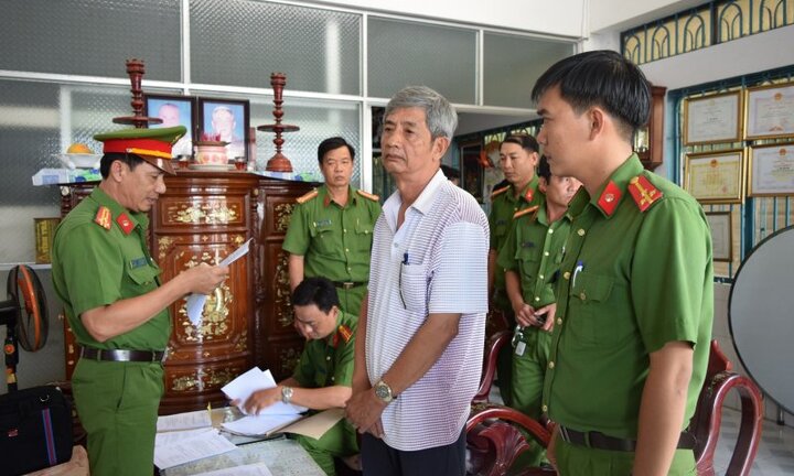 Bắt tạm giam nguyên giám đốc và phó giám đốc Sở Khoa học Công nghệ Trà Vinh