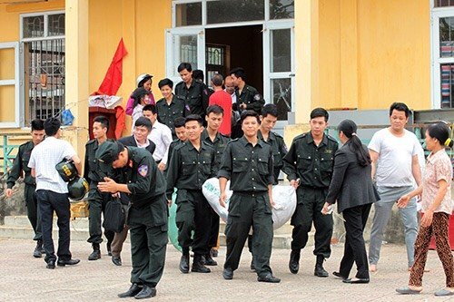 Vì sao Công an Hà Nội kêu gọi người bắt giữ cán bộ ở Đồng Tâm đầu thú?