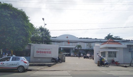 Côn đồ xông vào bệnh viện truy sát bệnh nhân ở Phú Quốc