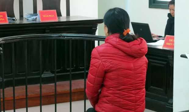 Tú bà cầm đầu đường dây bán dâm 'tố ngược' cơ quan tố tụng