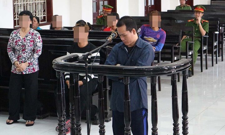 Hiếp dâm bé gái nhiều lần đến mang thai, 'yêu râu xanh' lãnh án chung thân