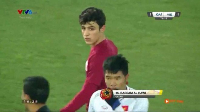 Hot boy đội Qatar buồn bã sau trận thua U23 Việt Nam