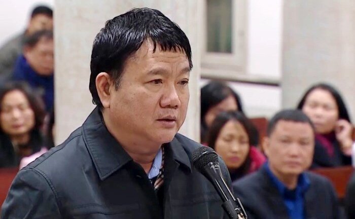 Vụ PVN mất 800 tỷ đồng góp vốn vào OceanBank: Ông Đinh La Thăng mời thêm 2 luật sư bào chữa