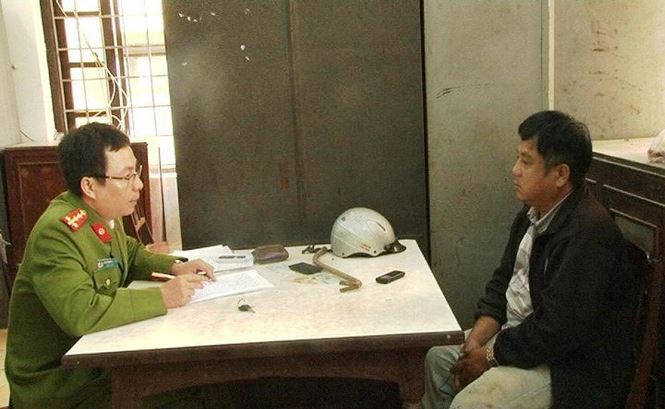 Dỡ mái, đột nhập nhà dân lấy trộm hơn 45 triệu đồng