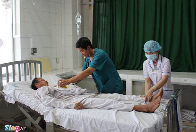 Mâu thuẫn trong lúc câu cá, người đàn ông bị bạn đâm thủng tim