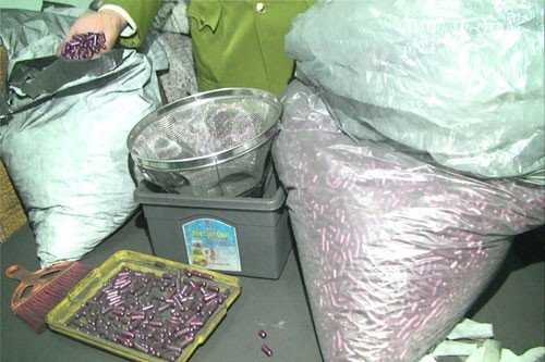 Hãi hùng thực phẩm chức năng chữa ung thư từ than tre: Giám đốc bỏ trốn