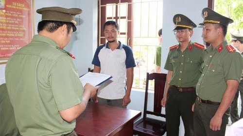 Bắt kẻ lập Facebook nói xấu lãnh đạo Đảng, Nhà nước ở Thanh Hóa