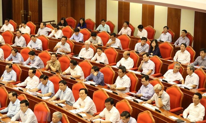 Lương bộ trưởng sẽ tăng bứt phá hơn 33 triệu đồng: 'Quá đột biến'