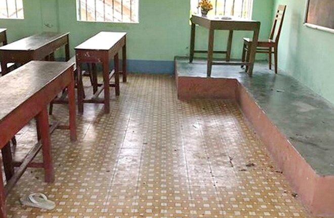 Nam sinh lớp 10 đâm chết bạn học trong giờ ra chơi