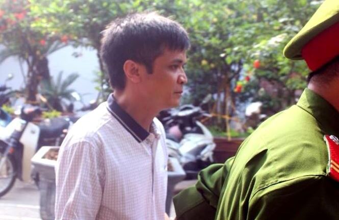 Dâm ô hàng loạt nữ sinh, thầy giáo tiểu học lĩnh 6 năm tù