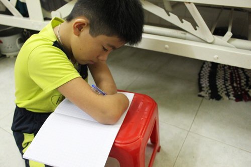 Hai dự thảo luật giáo dục 'bỏ rơi' người khuyết tật