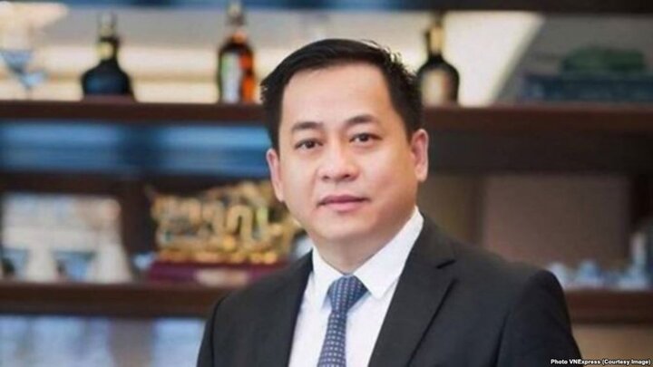 Sáng nay, Vũ 'nhôm' hầu tòa