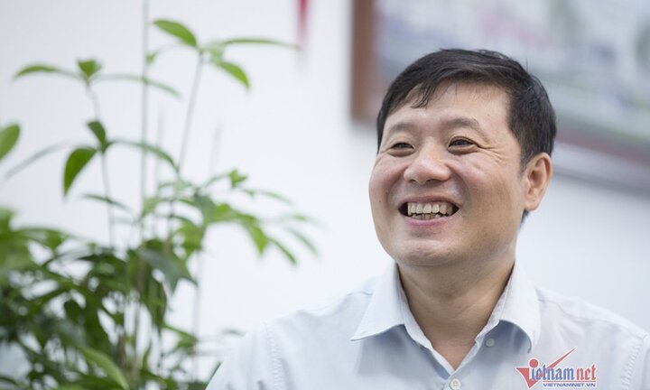 GS Vũ Hà Văn: Đoán suy nghĩ của vợ khó hơn quản lý quỹ nghìn tỷ đồng