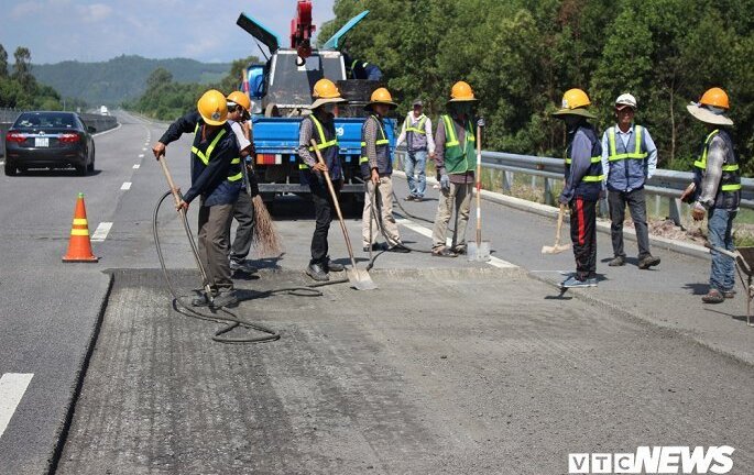 Cao tốc 35.000 tỷ đồng vừa thông xe đã hỏng: Phó Thủ tướng yêu cầu làm rõ trách nhiệm