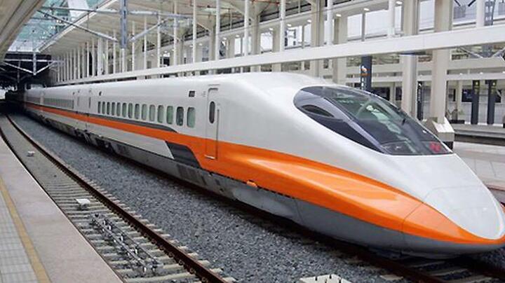 Đường sắt Bắc - Nam 60 tỷ USD: Nhanh hơn, rẻ hơn, không delay như máy bay