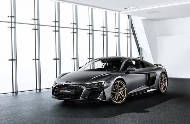 Audi ra mắt siêu xe dùng động cơ V10 611 mã lực